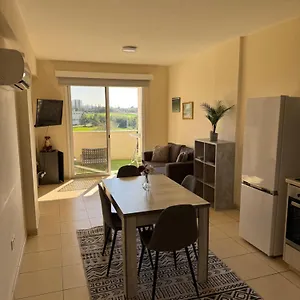 https://apt-makenzy.protaras-cy-hotels.com